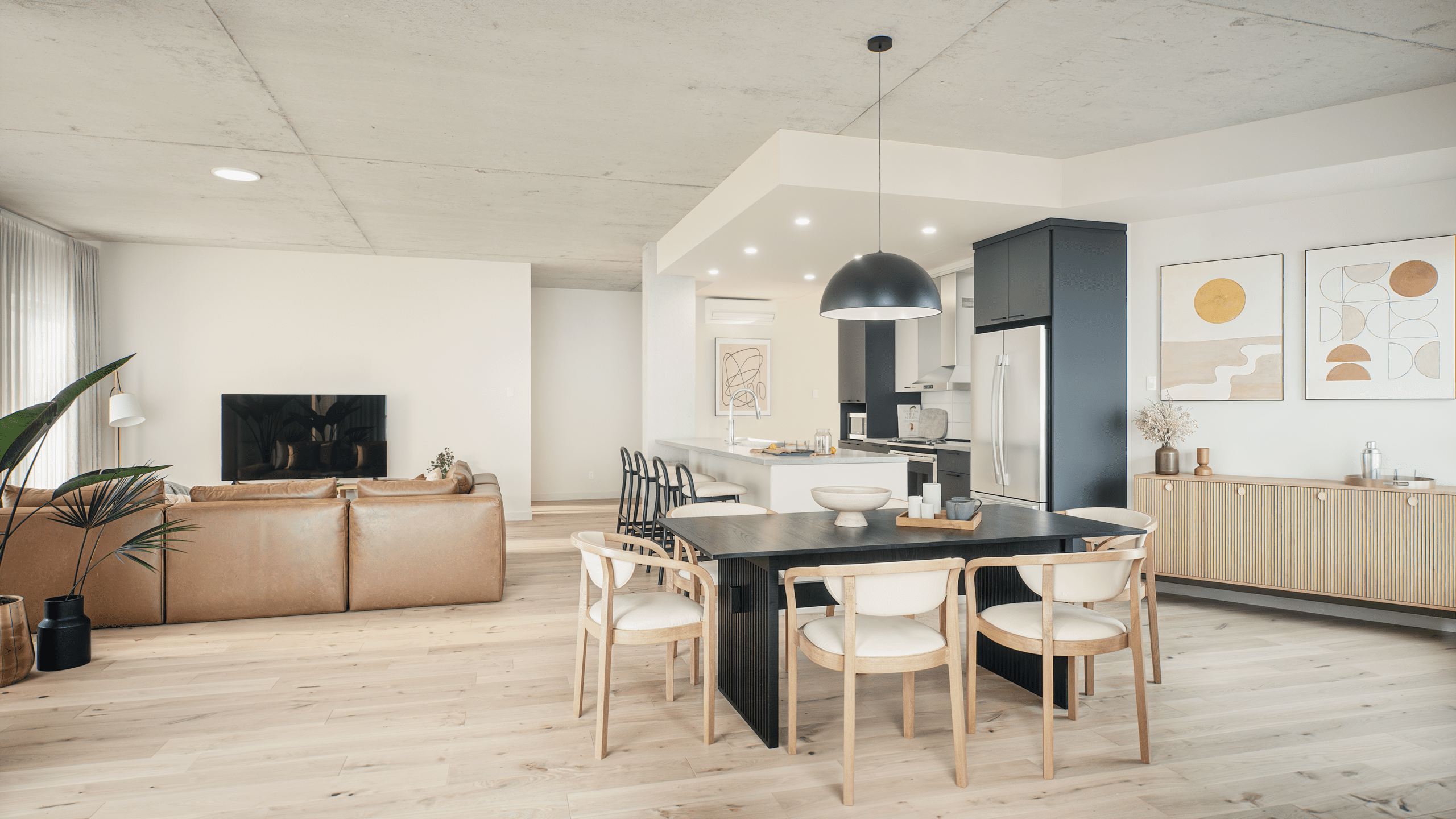 2431_M-1_Medway-Kali_LogQ-SalleaManger_VF2